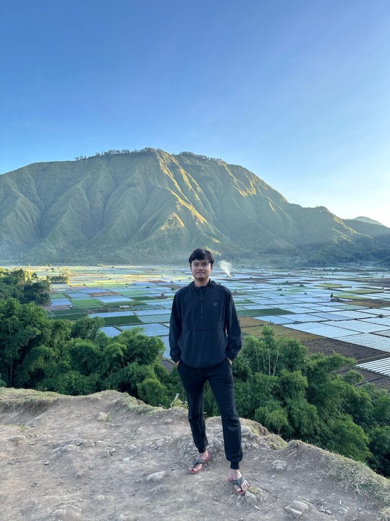 Menikmati sunrise di sembalun